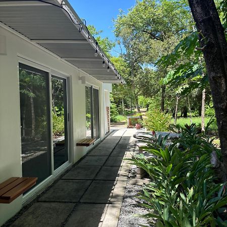 Casa Mariposa Apartment Tola Ngoại thất bức ảnh